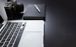 股票:靠谱股票配资门户-沪深两市成交额突破1万亿